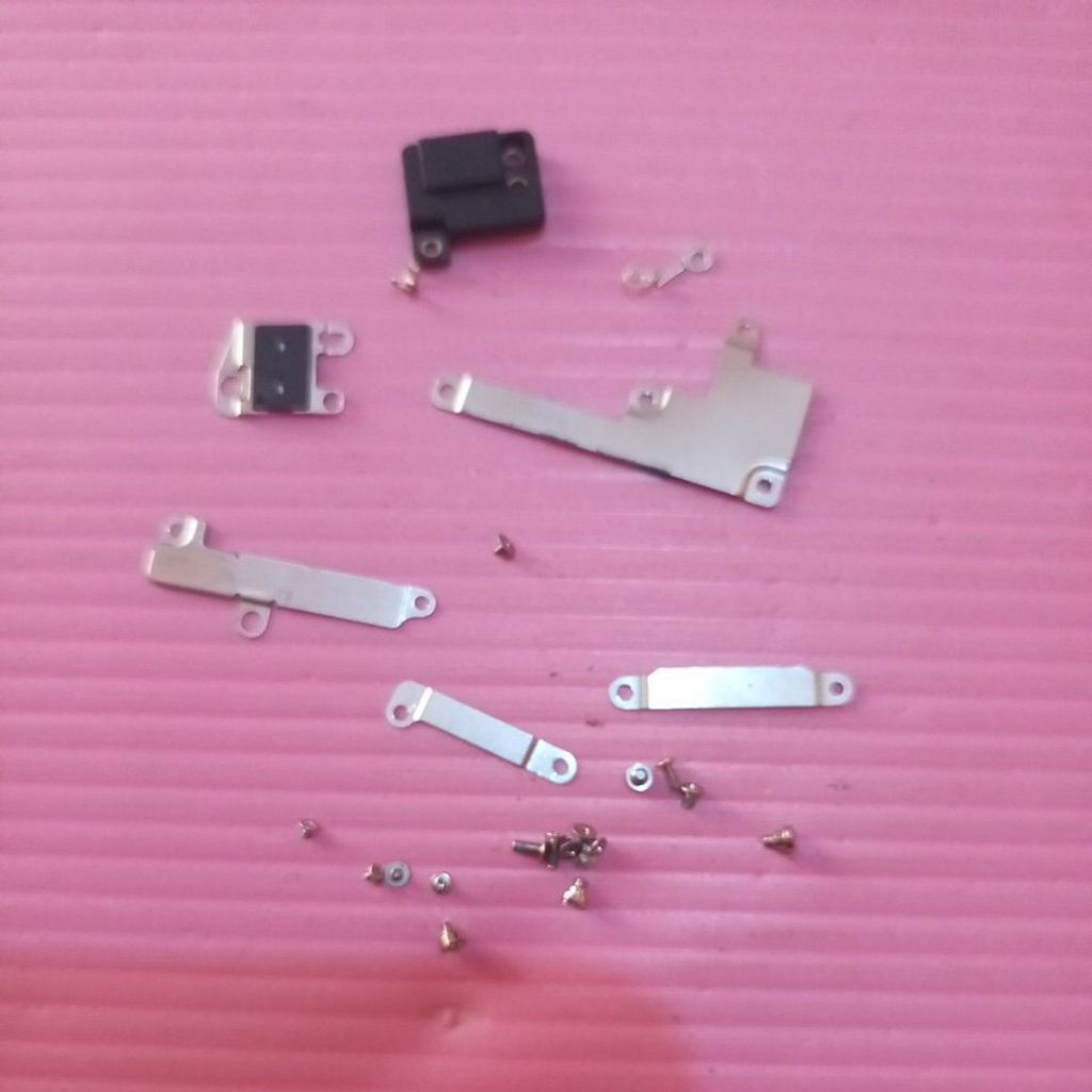 seng plat bracket plat kaleng penutup lcd batre baut set iphone 8 plus ori copotan