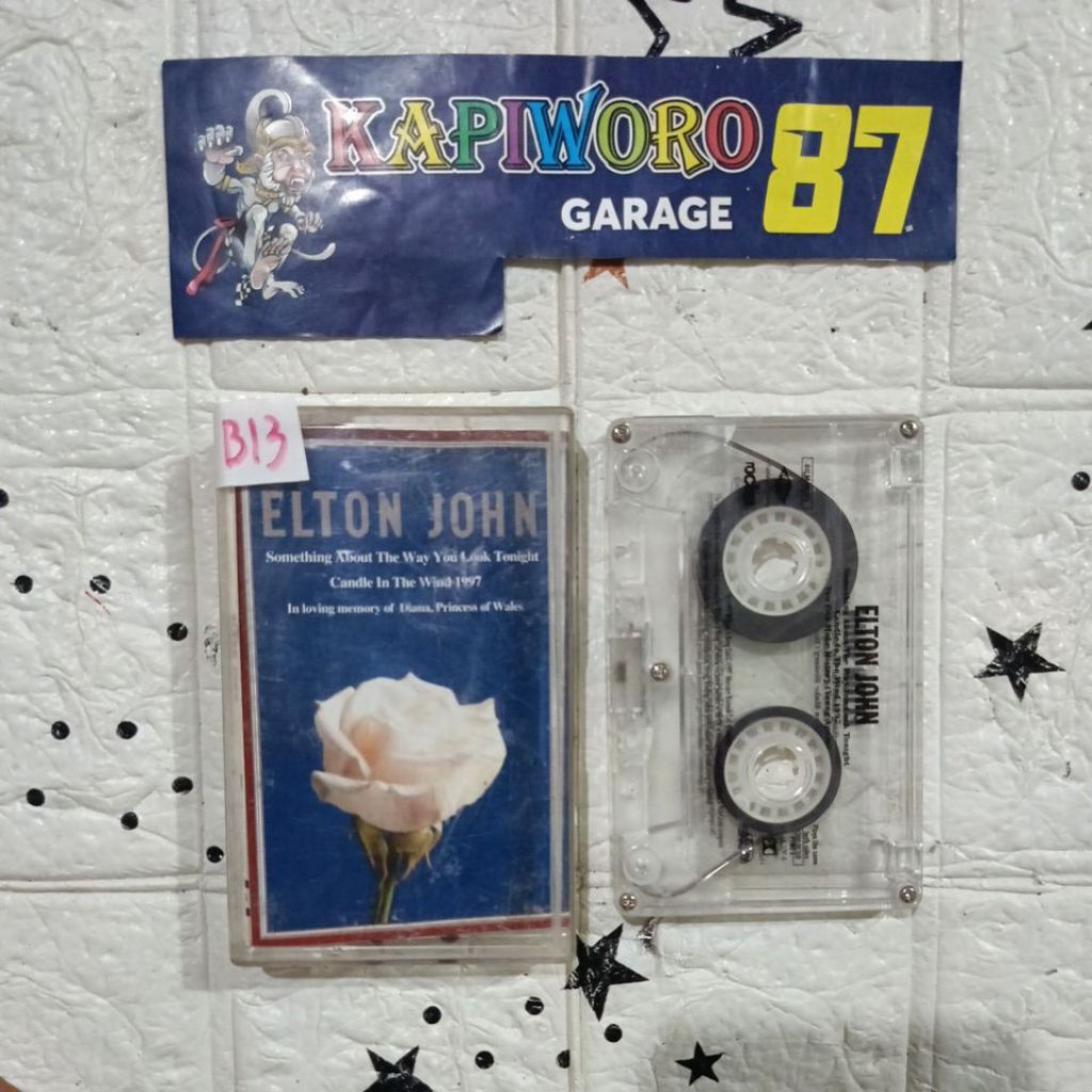 kaset pita Elton john