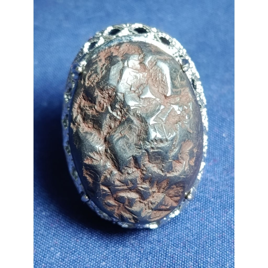 Natural Meteorite / Batu Munta Besi, 3
