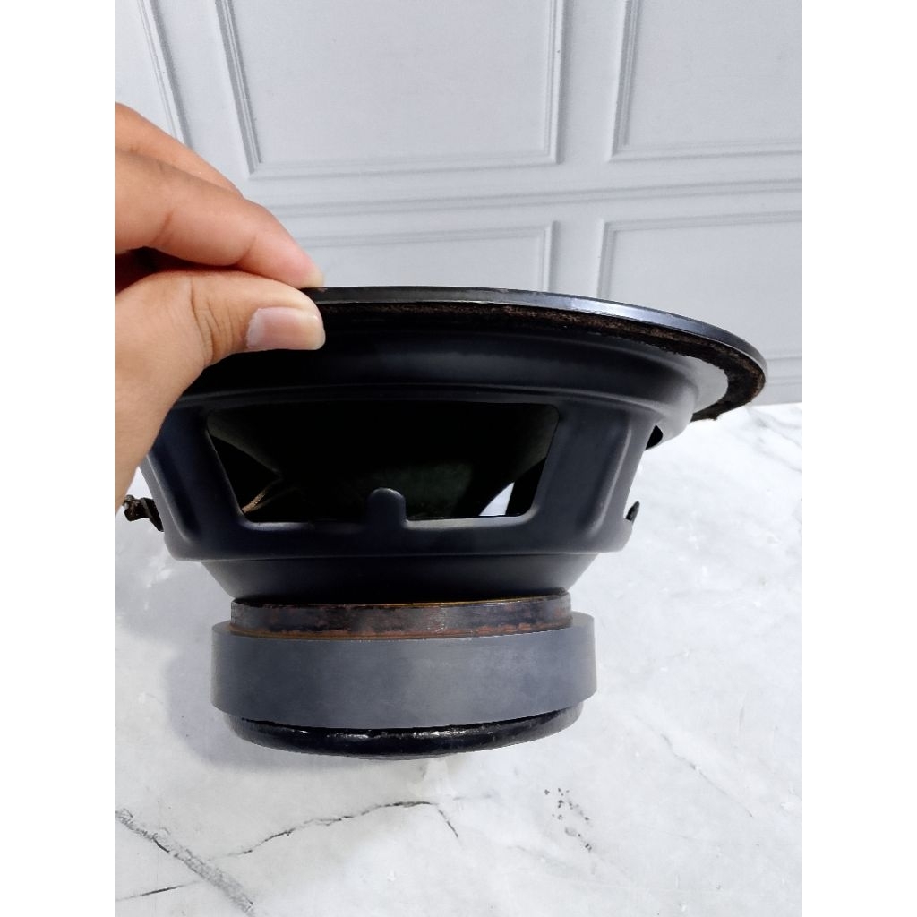 Subwoofer Crescendo Etude 110 10 Inch 4 Ohm 200W RMS / 400W Max - Original Bekas