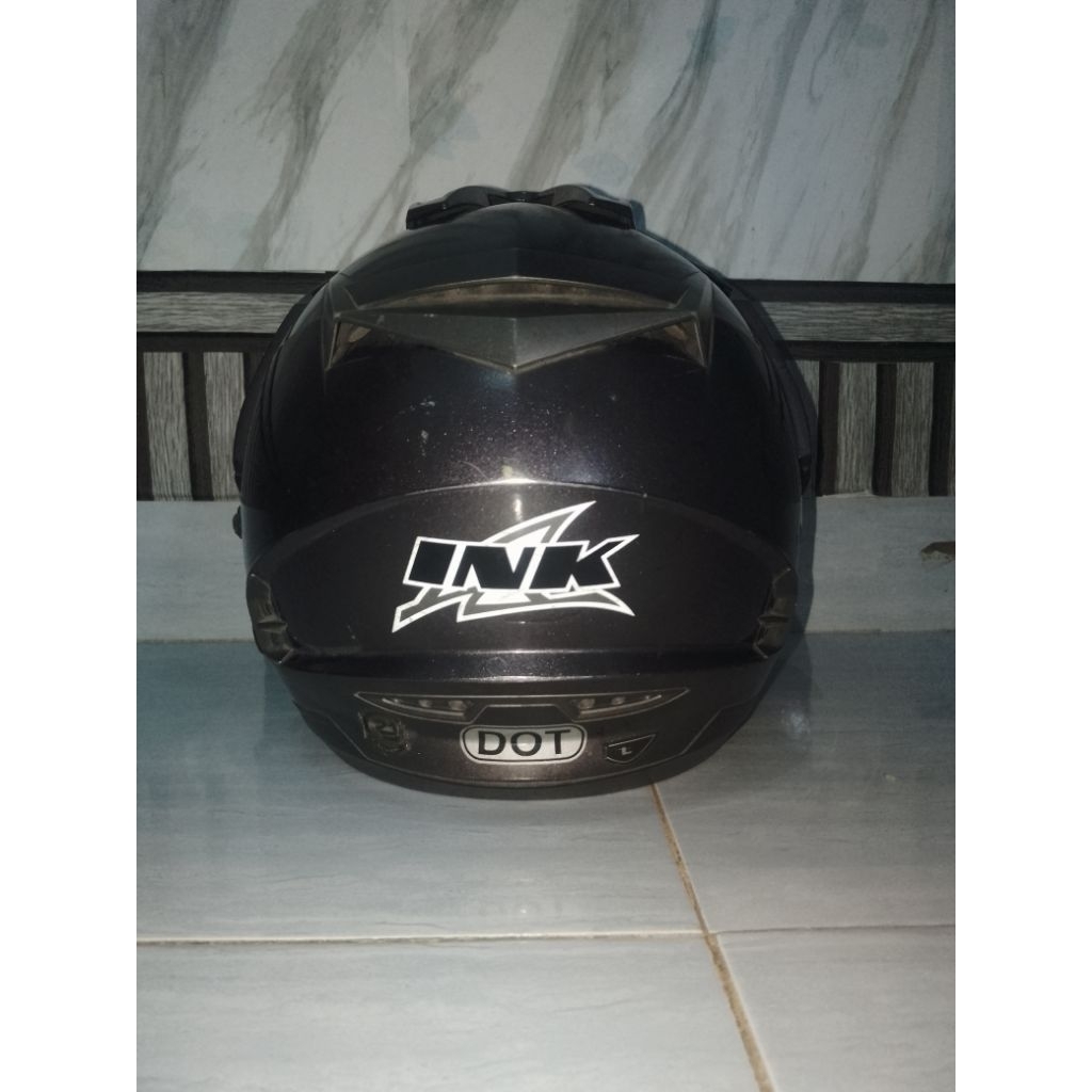 helm ink T max size L warna gun metal.SECOND