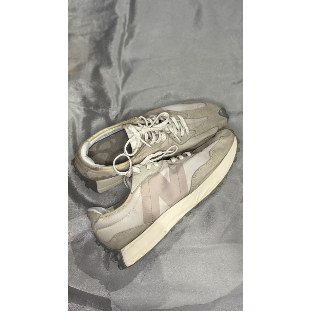 New Balance ( NB ) 327 X Noritake Light Grey