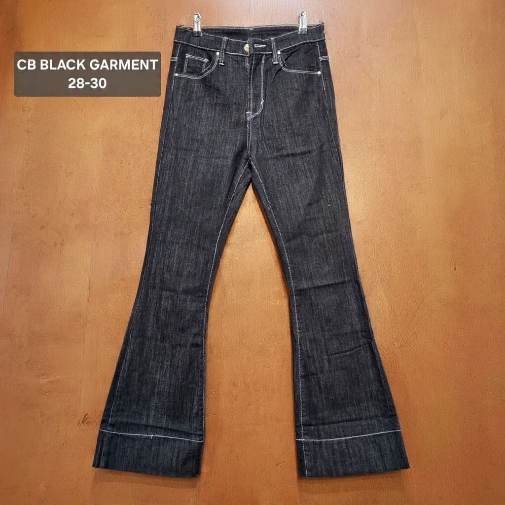 Cutbray Highwaist Black Garment Lipat Kaki Besar Bahan Jeans Stretch Nine One Nine Jeans