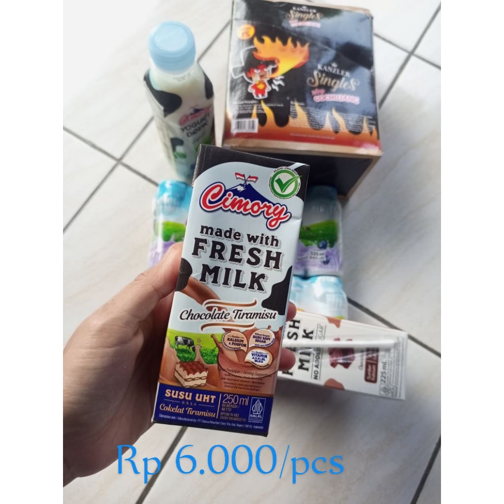 Susu UHT Cimory 250 ml - Rasa Almond, Choco Malt, Salted Caramel