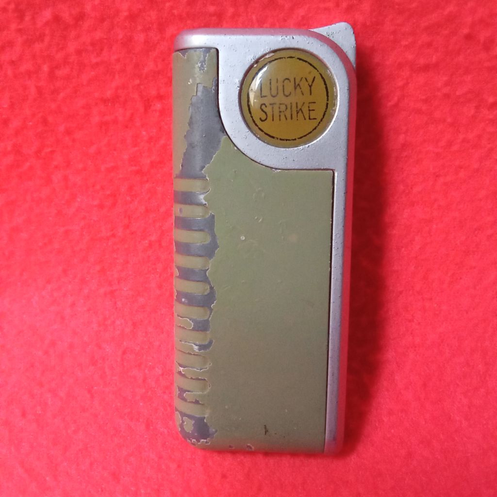 Vintage Lucky Strike Lighter