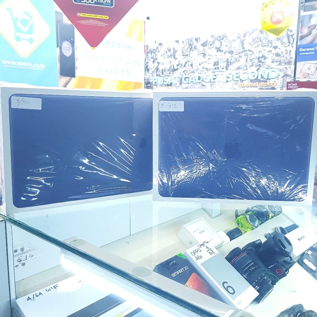 Macbook Neo 8/256 ,8/512 Biru Ibox