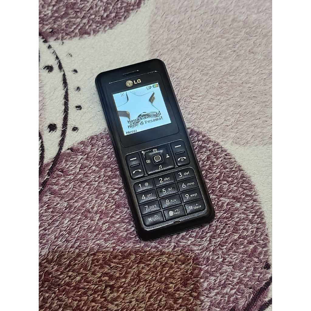 Hp esia LG ID3000 bekas