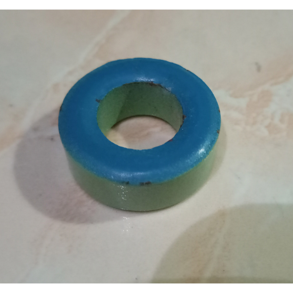 Ferit Core  Ferrite Bulat Toroid Inductor 2.5 cm Tebal 7mm x 1 cm