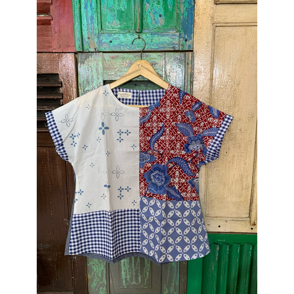 Batik Luwes Putera - Blus Kombinasi