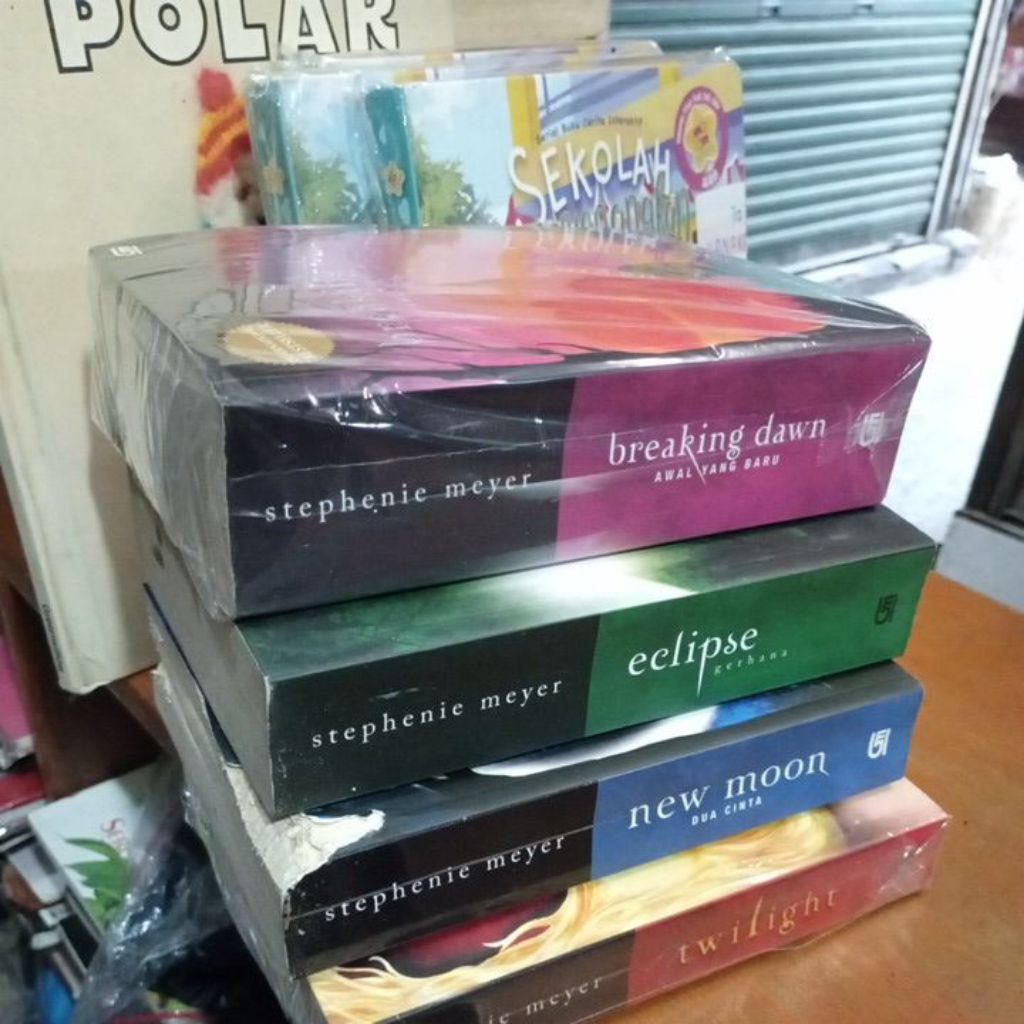 Buku Novel seri twilight 4 buku