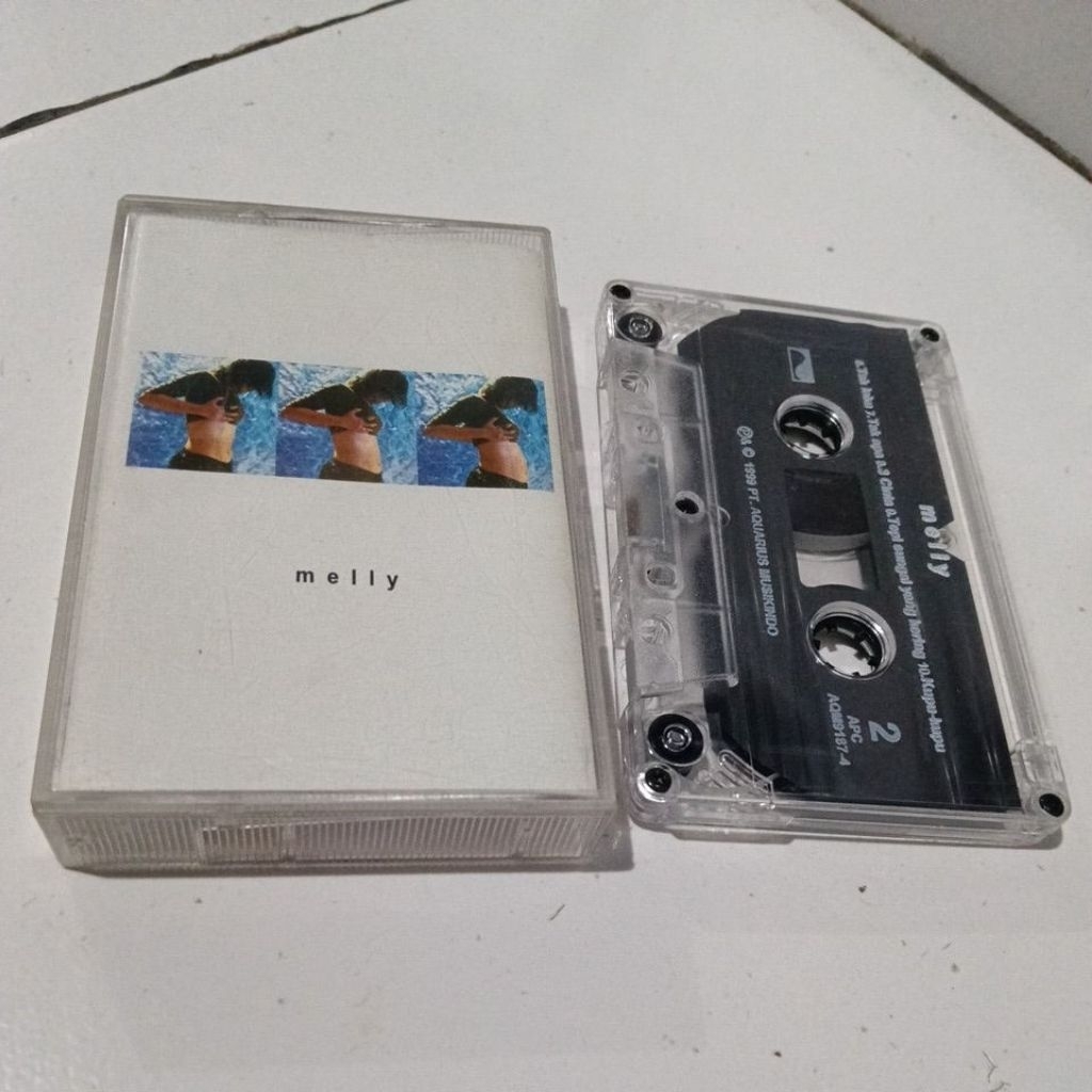 KASET PITA MELLY GOESLAW - MELLY