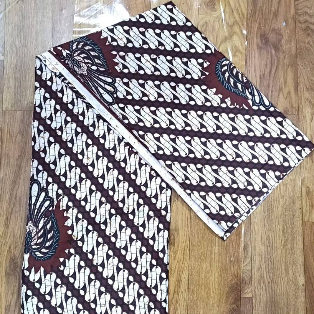 Kain jarik batik sogan Jogja Solo motif parang garuda warna coklat putih bahan katun - kain lilit ba