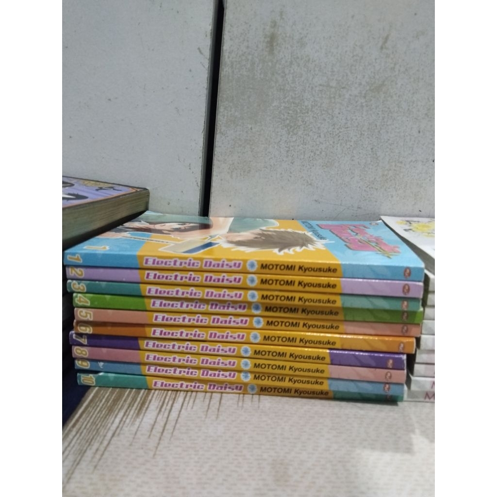 Buku Komik Electric Daisy