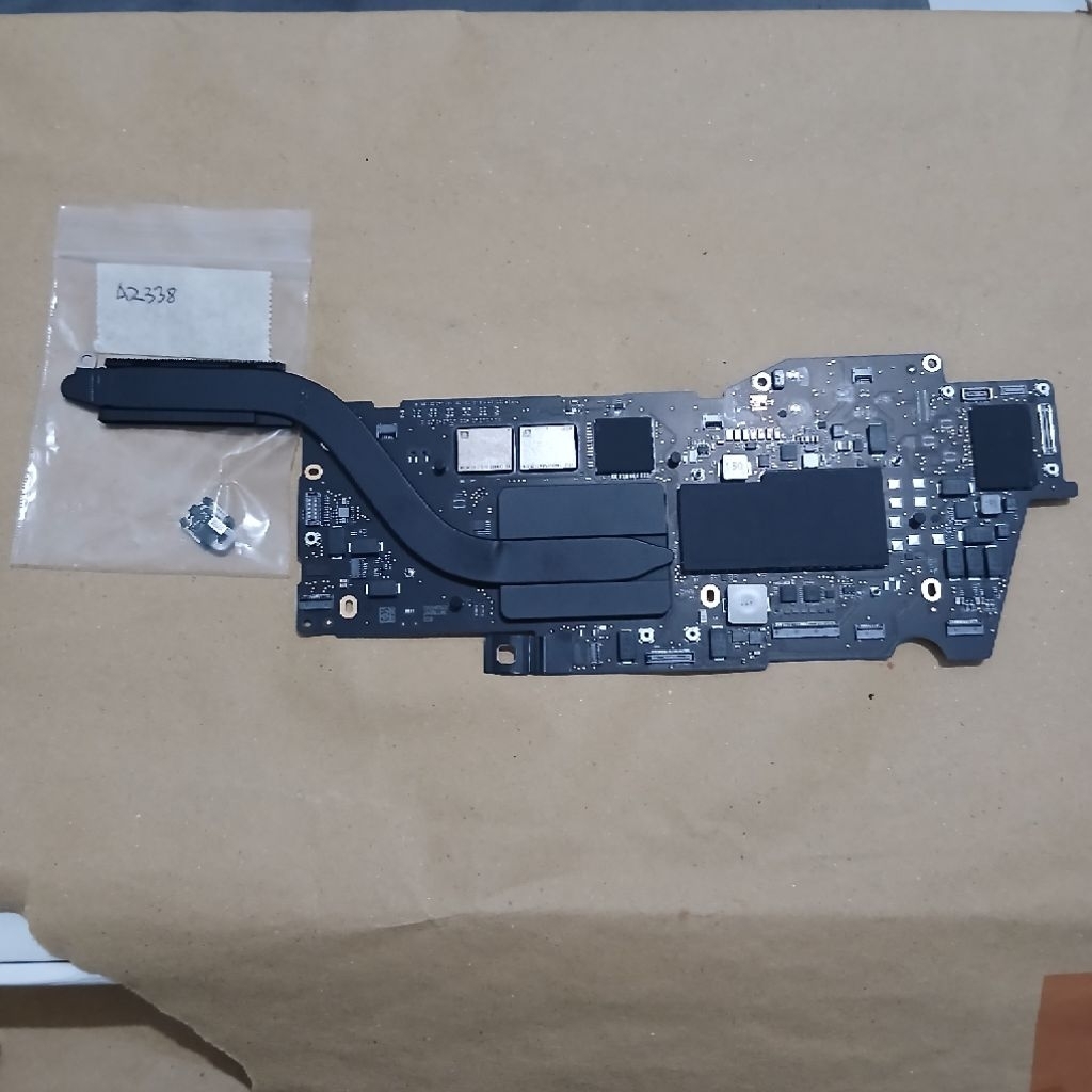 Logic Board MacBook Pro A2338 Original Touch ID Lock Icloud 8 256