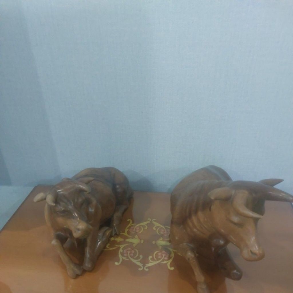 Patung kerbau Jati