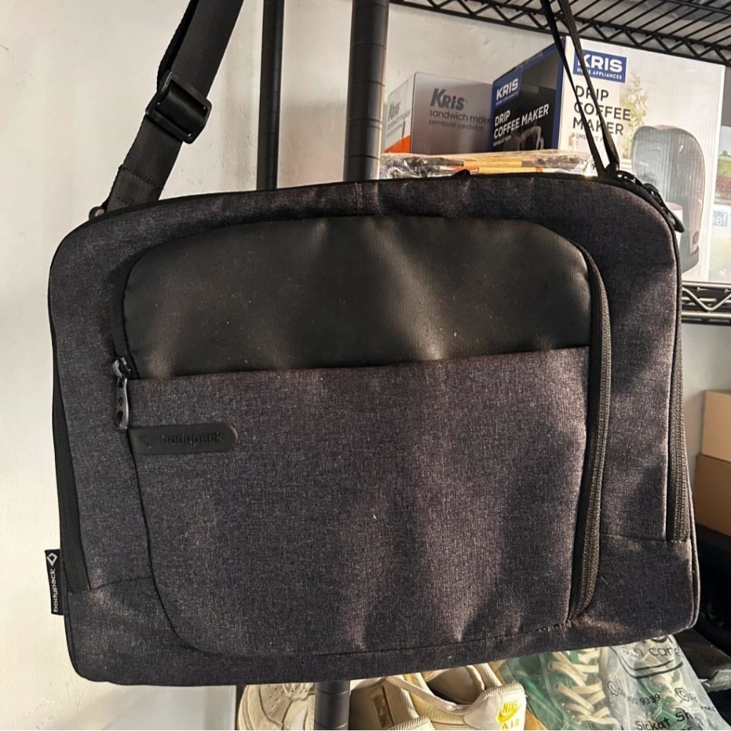 NEW Bodypack Tas Laptop 16inch