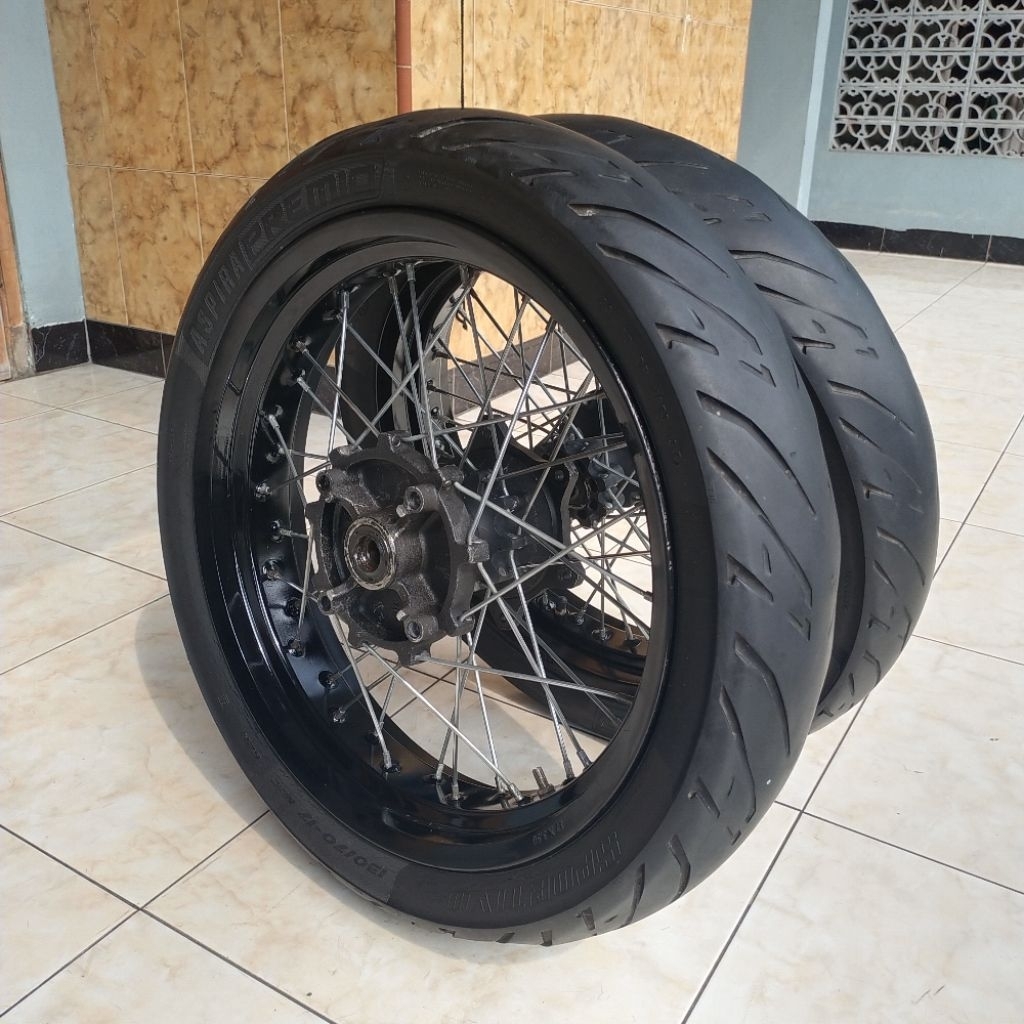 Wheelset supermoto crf whelset crf 300 350 Wheelset supermoto crf 300 350 velg crf supermoto velg su