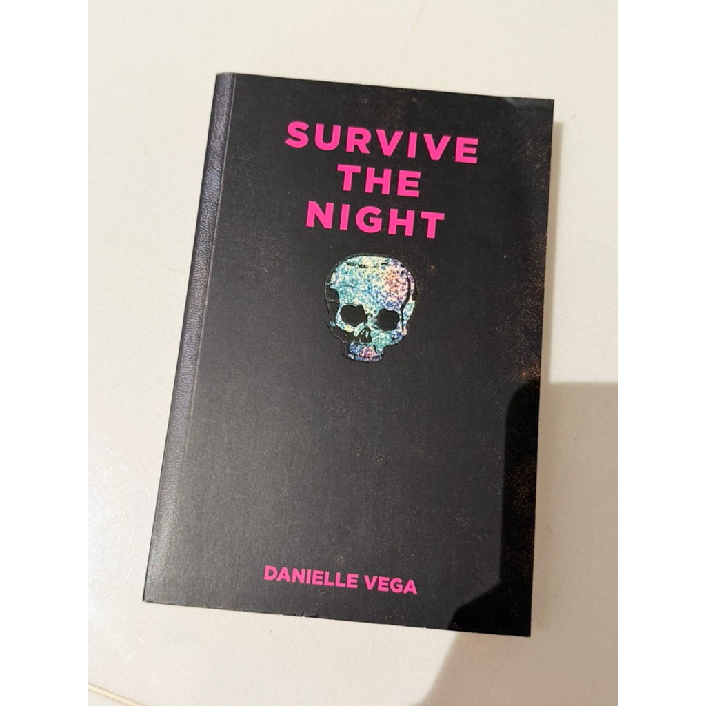 survive the night (english novel)