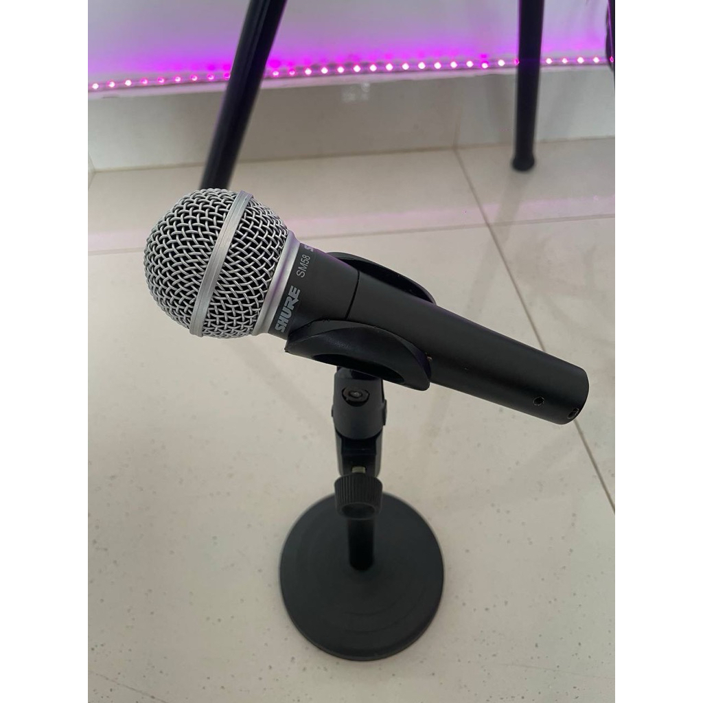 Shure SM58 - Mikrofon vokal legendaris