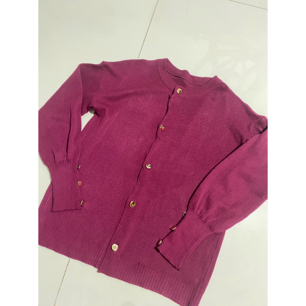 preloved cardigan rajut magenta