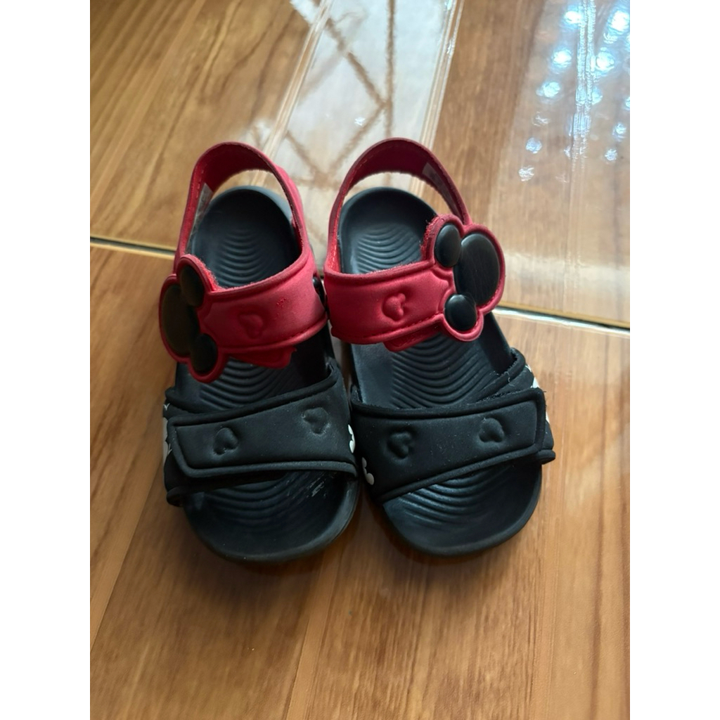adidas mickey size 25