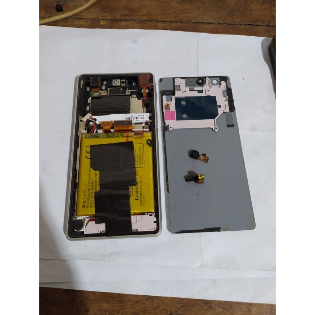 sparepart DOCOMO F-03H copotan