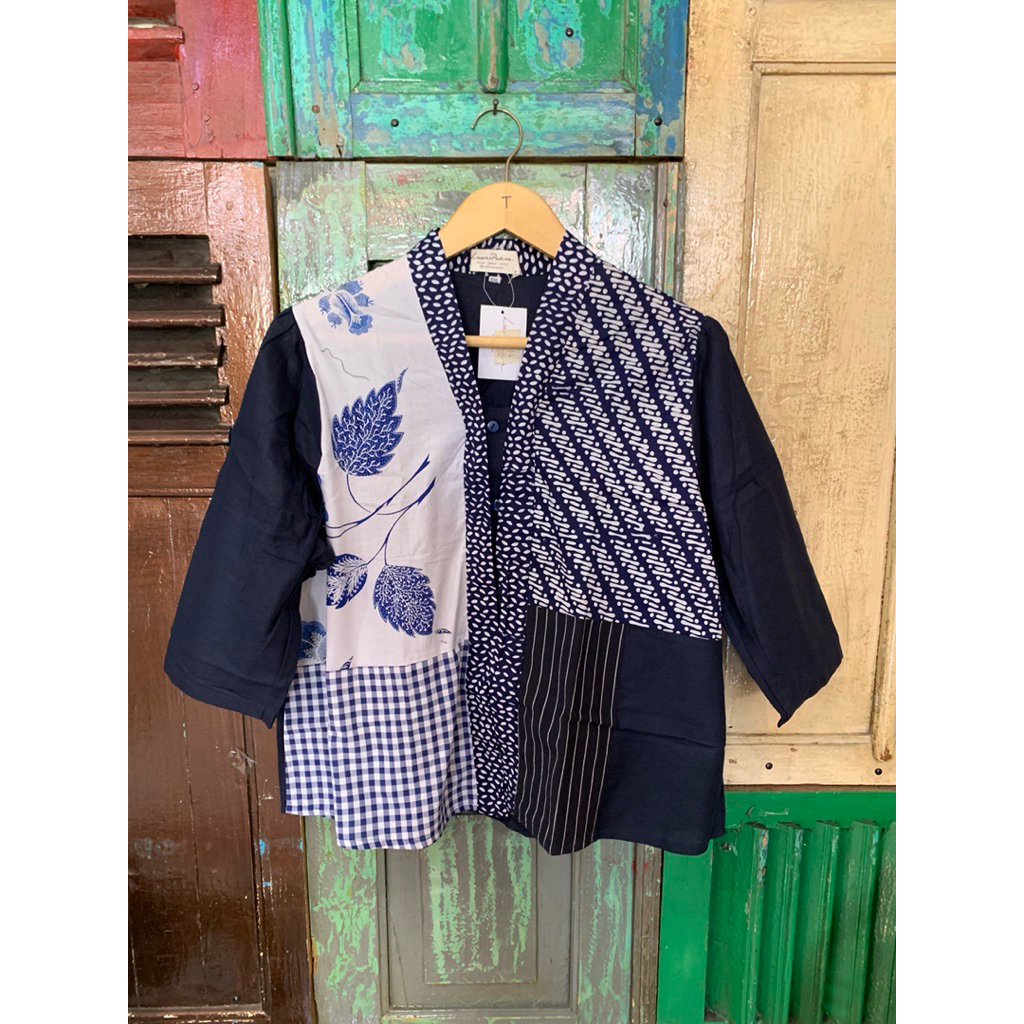 Batik Luwes Putera -  Blus kombinasi