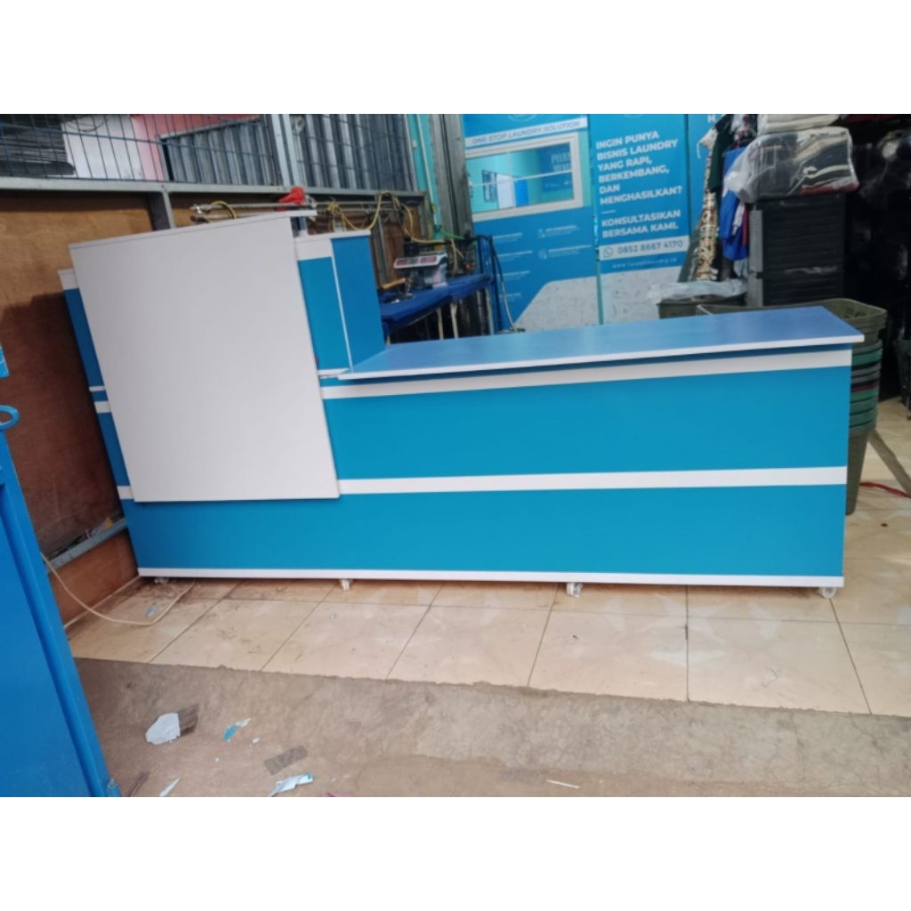 meja undak L kasir biru