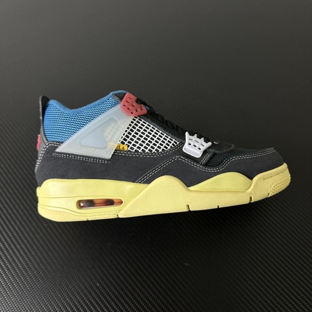 Sepatu Air Jordan 4 Retro Union Off Noir Kickwho