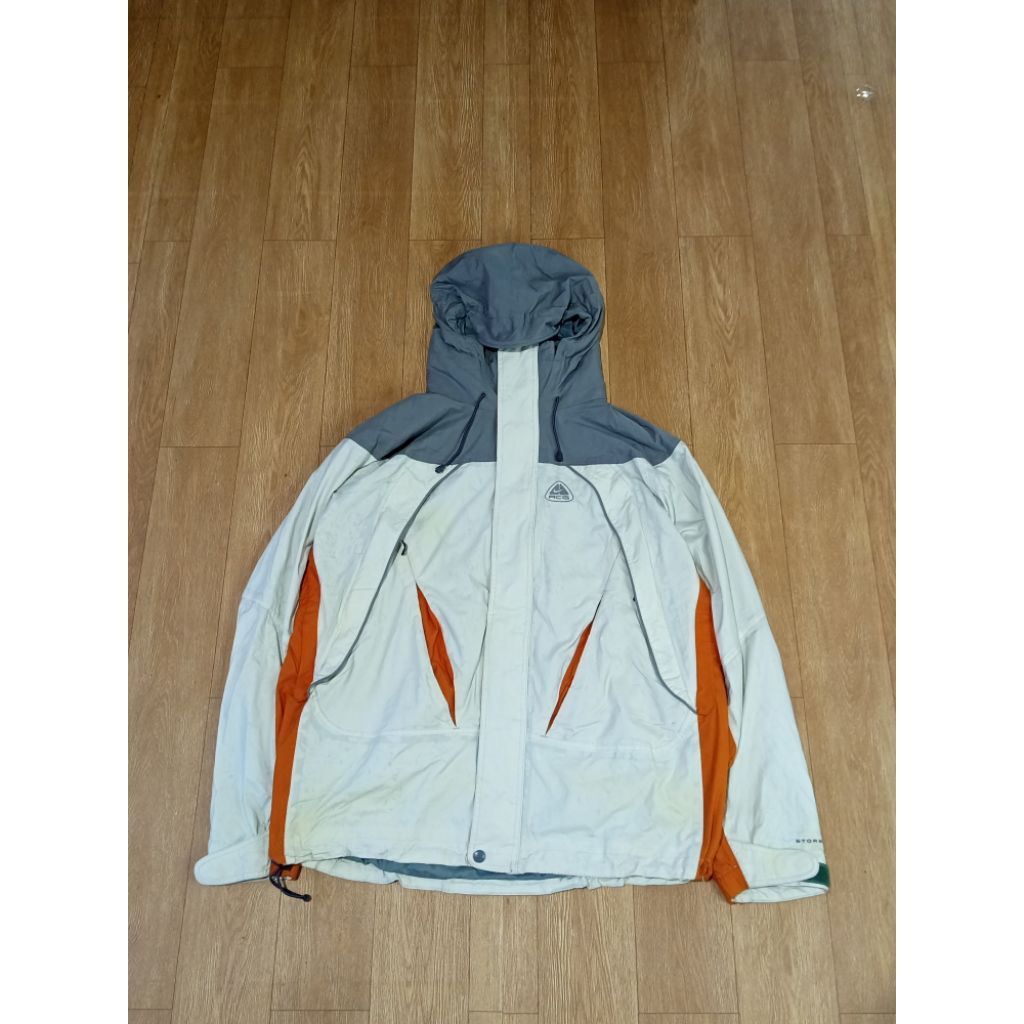 jaket outdoor Nike acg vintage gorpcore sz XL