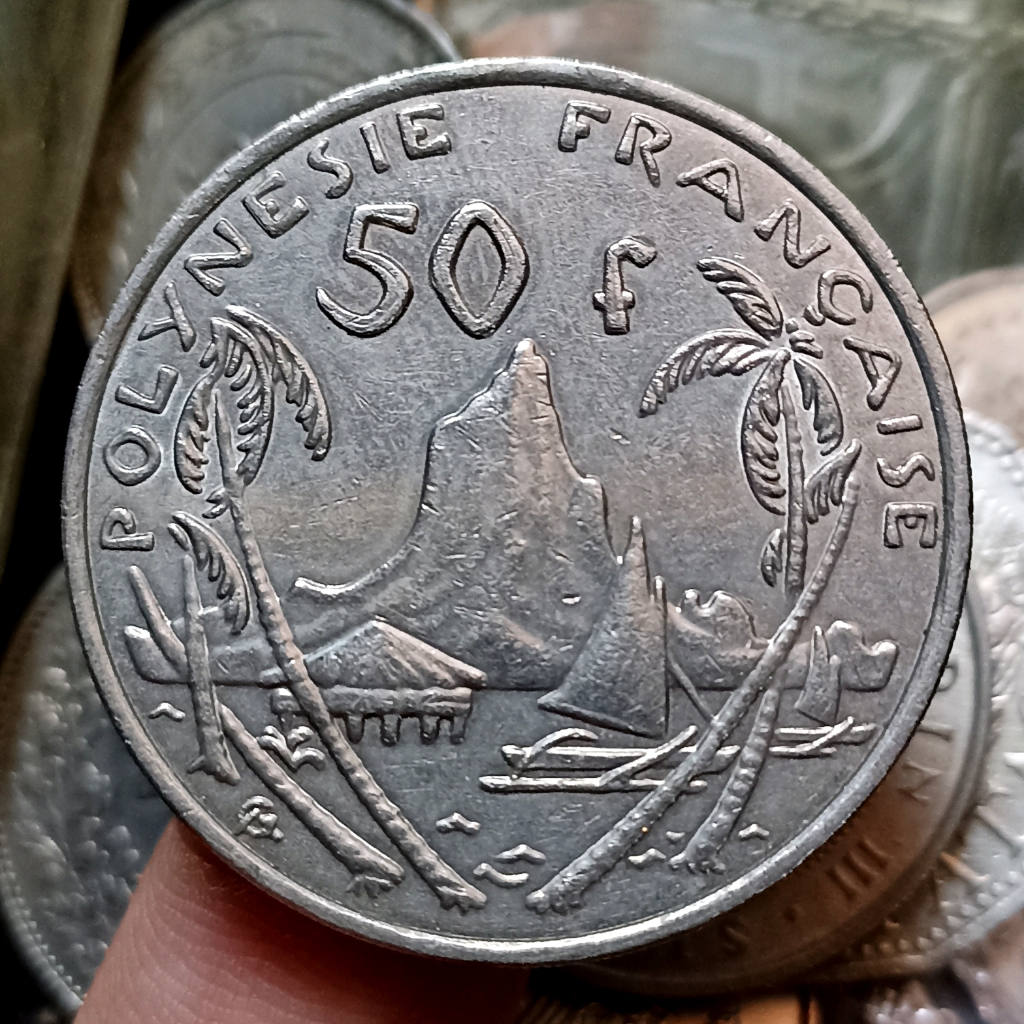 Koin Kuno French Polynesia 50 Francs with IEOM