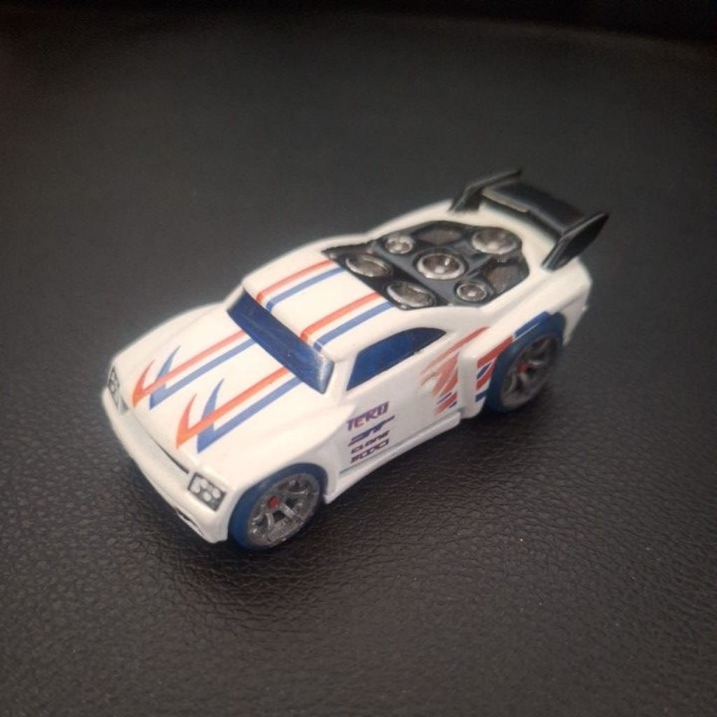 hotwheels bassline acceleracers