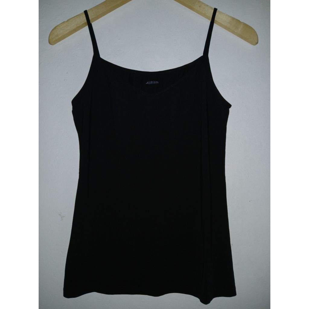 UNIQLO AIRism TANKTOP NO BRA
