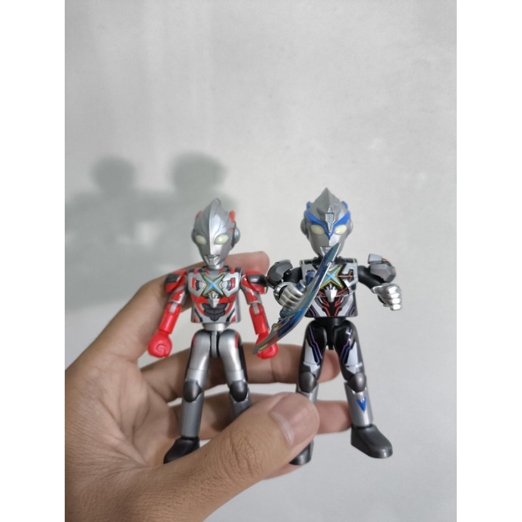 Blokees Ultraman X dan Exceed X