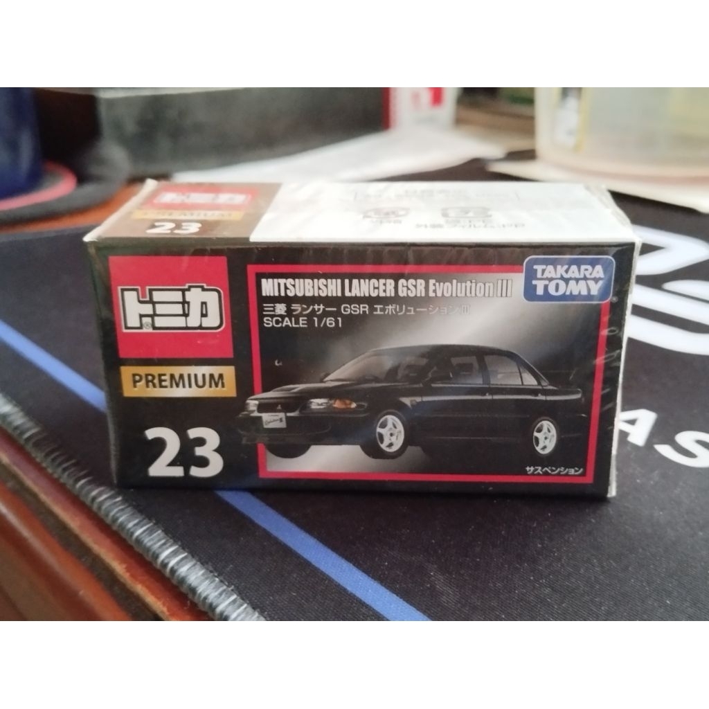 Tomica Mitsubishi Lancer GSR Evo III