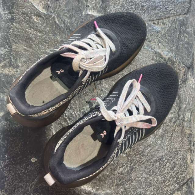 preloved kanky hiro nakano warna hitam