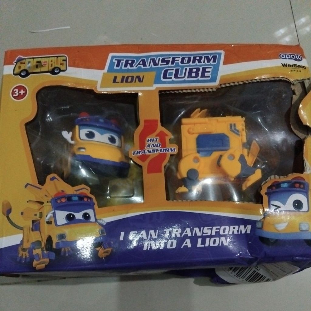 Gogo Bus Transform  cube
