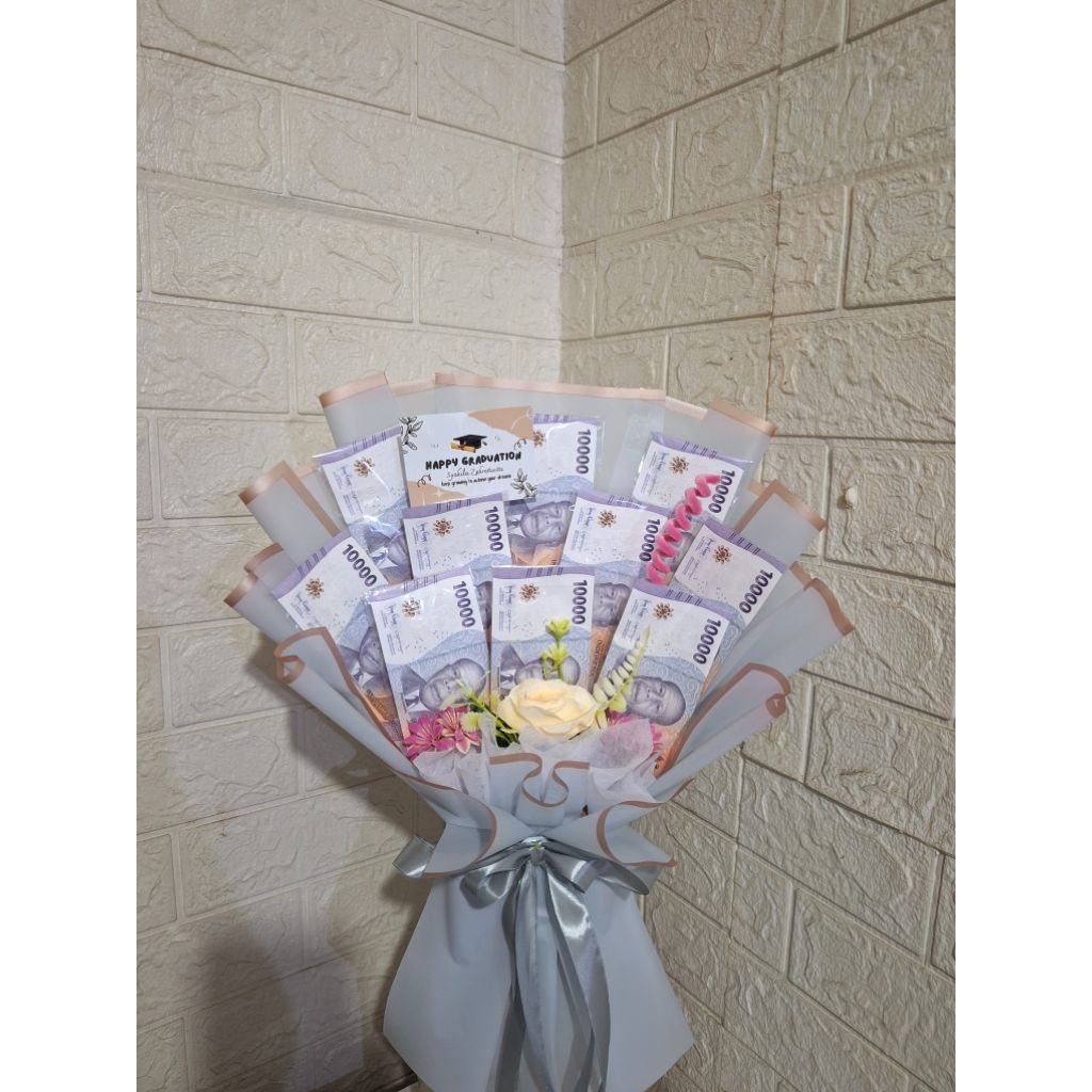 Bouquet Wisuda / Graduation / Bouquet uang 10 lembar (Made By Order)