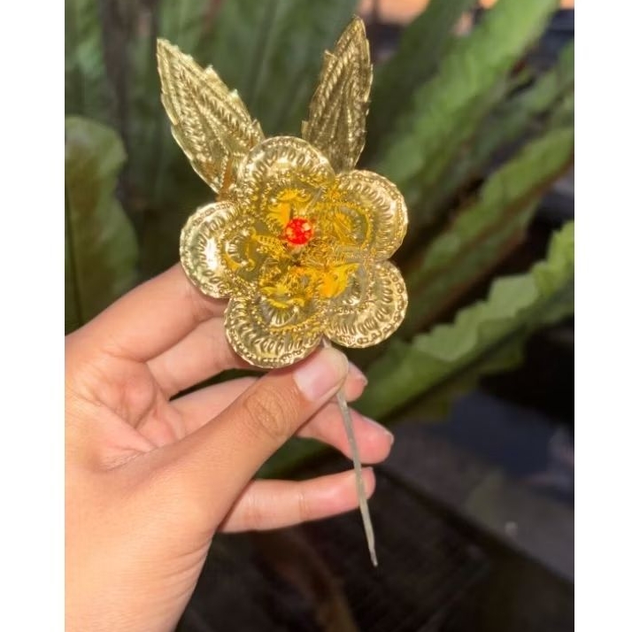 cucuk/bunga/mawar/emas