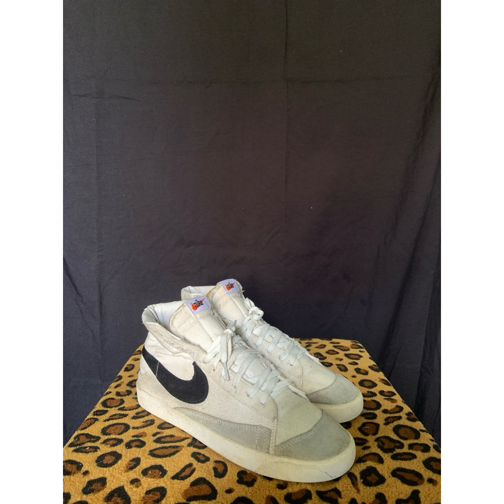 sepatu second size 44