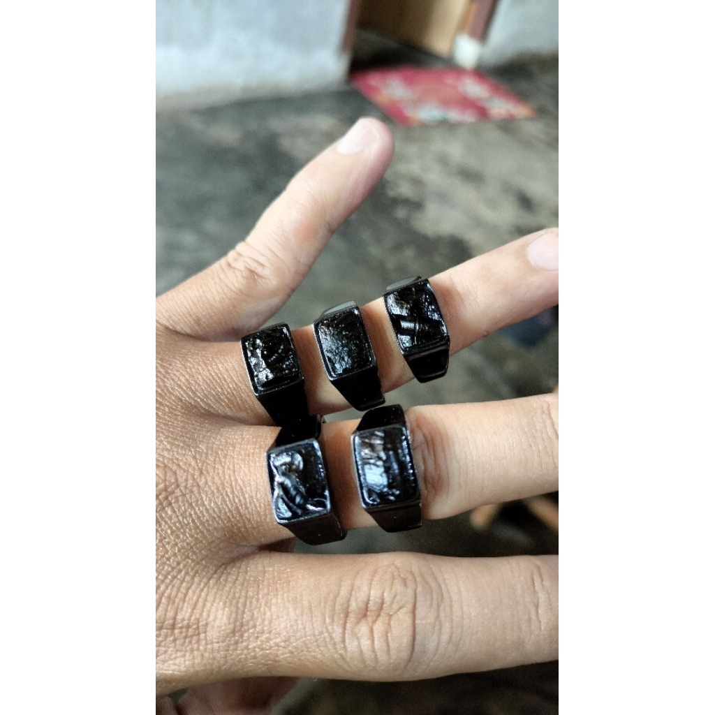 Cincin Batu Satam
