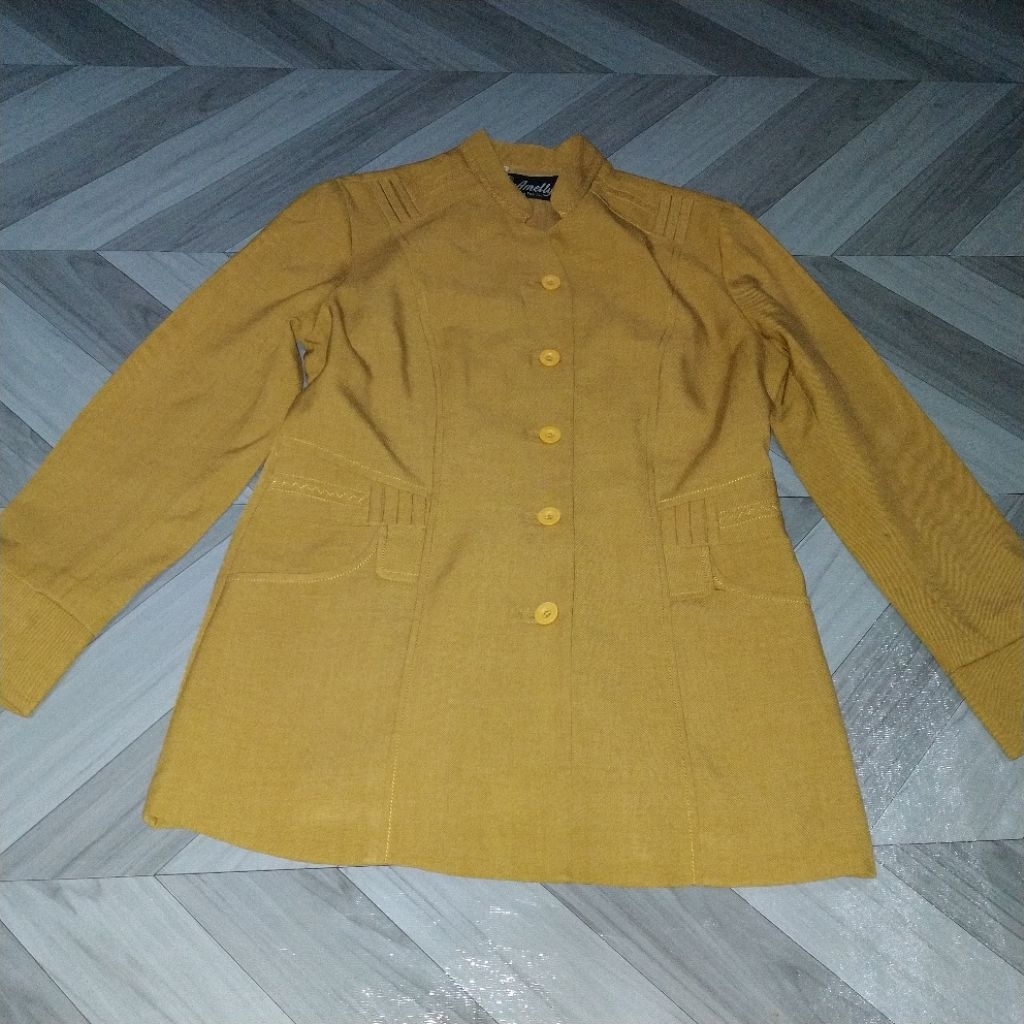 [SECOND] Blazer Khaki M LD 100