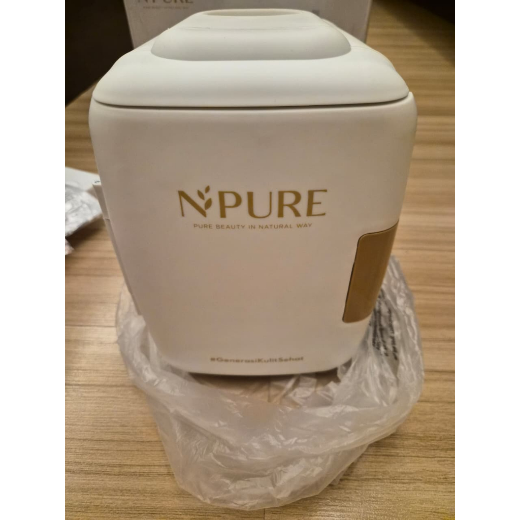 Mini Fridge Beauty Skincare 4L - Kulkas Mini Portable Pendingin Kosmetik Minimalis
