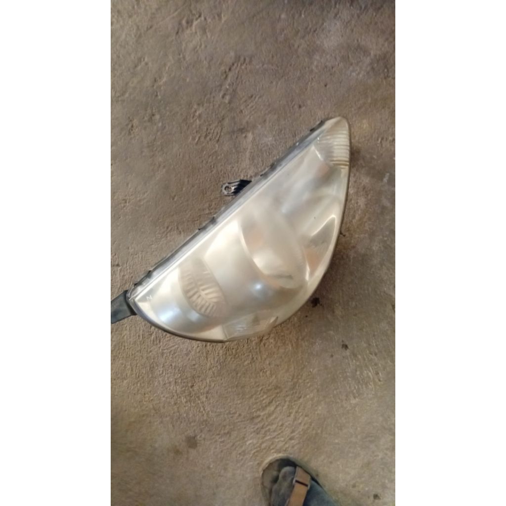 headlamp kanan honda jazz gd3 tahun2005