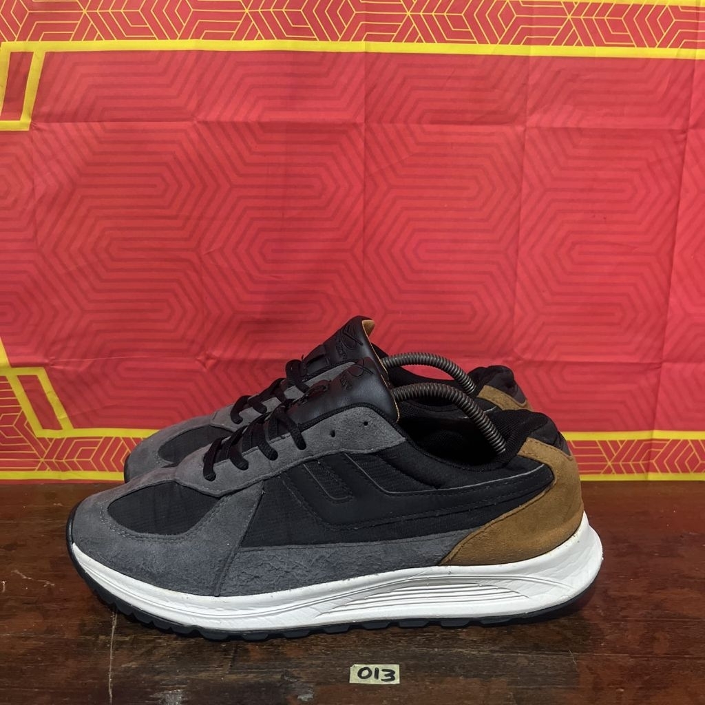 Sepatu hiking prospecs milles size 44.5