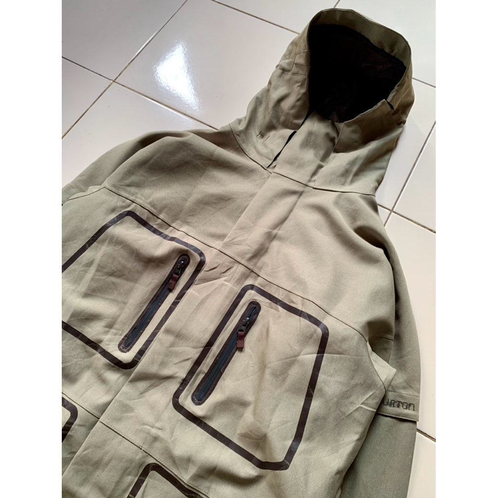 Burton [ak] goretex snowboard jacket
