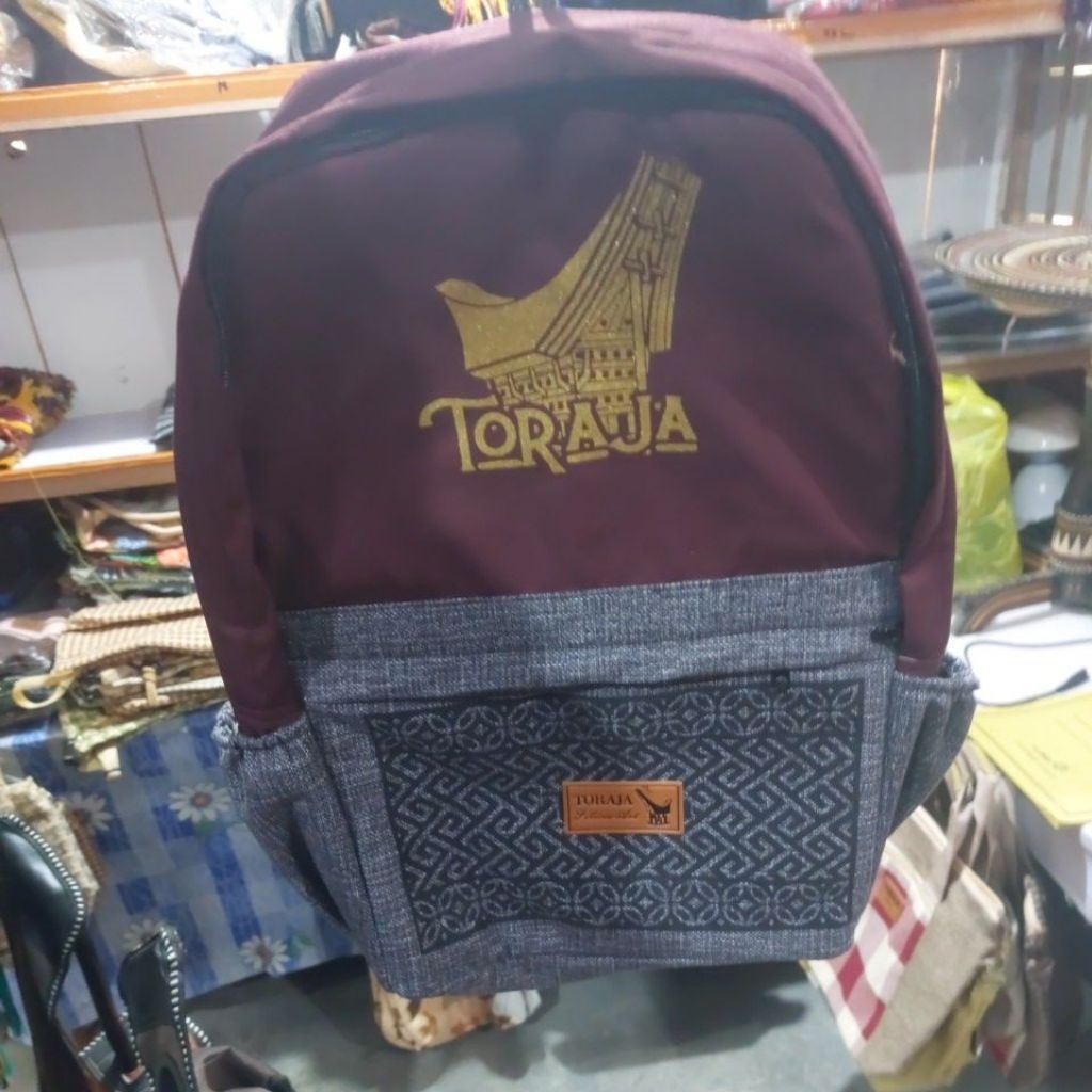 Tas Ransel motif Toraja