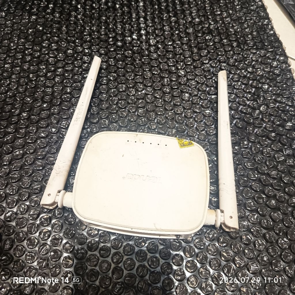 ( v5 ) n301 router tenda  ( normal bekas )