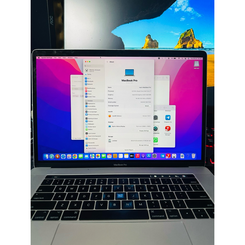 Macbook pro 2017 15in intel core I7 512gb ram 16gb