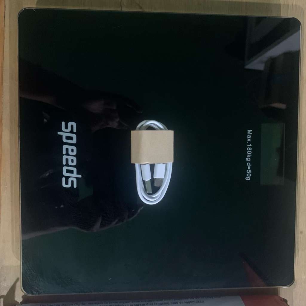 [PRELOVED] Timbangan Badan USB Charger SPEEDS